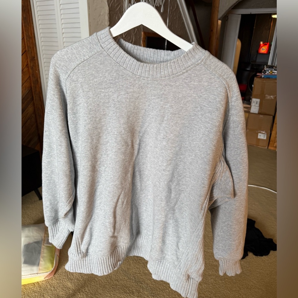 Aerie Light Gray Crewneck Sweater